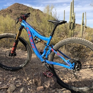 2019 Pivot SwitchBlade Blue Small Blue
