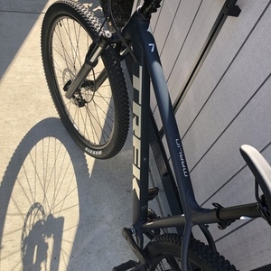 2022 Trek Marlin 7 Hardtail Blue