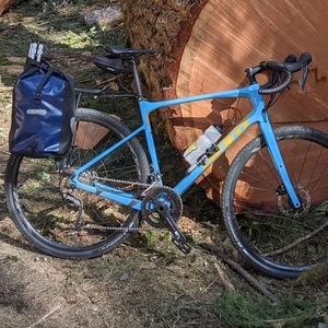 2020 Giant Revolt Advanced 2 Blue
