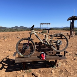 2018 Santa Cruz Nomad C Brown