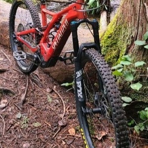 2021 Specialized Turbo Levo Red
