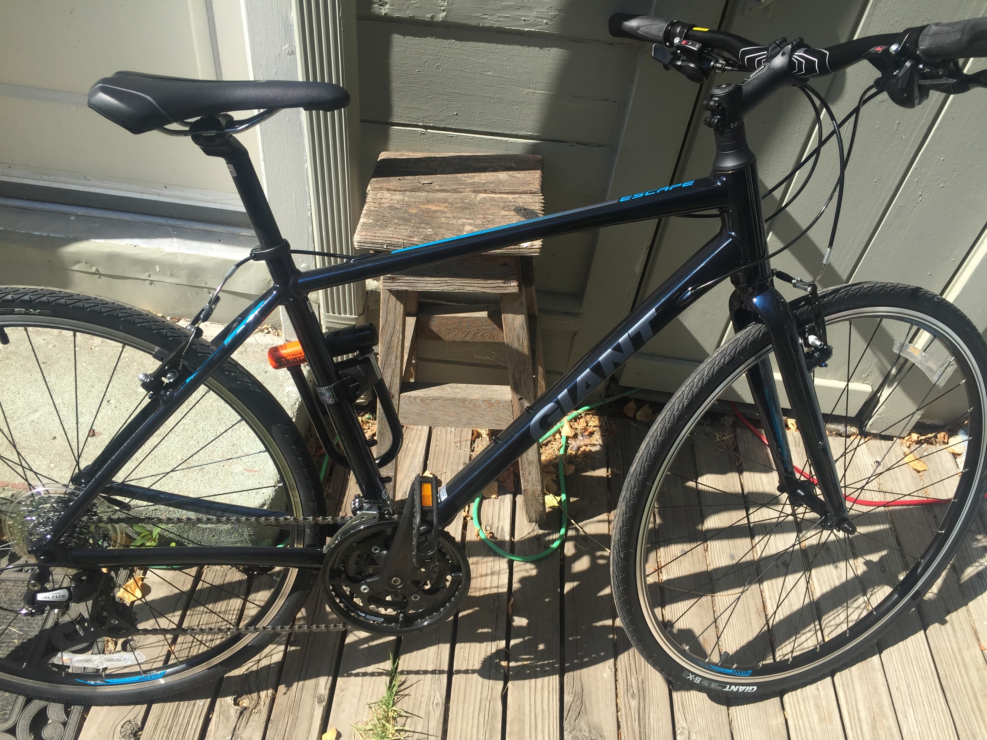 2017 Giant Escape 2 M Navy