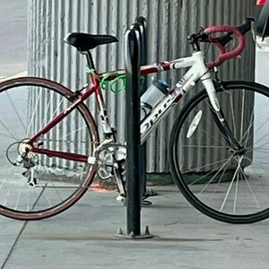 2007 Opus Fidelio Red and White