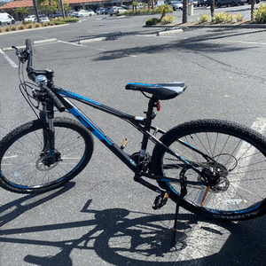 2022 GT Bicycles AGGRESSOR Black and Blue