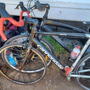 2008 Cannondale System six Black and Silver, gray or bare metal