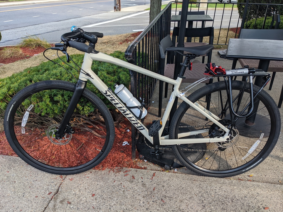 2022-specialized-sirrus-x-4-0-mountains-taupe-reflect