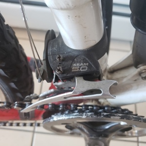 2013 Trek Fuel 80 White, Red, and Black