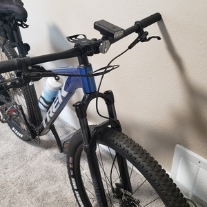 2022 Trek Marlin 8 Silver, gray or bare metal and Blue