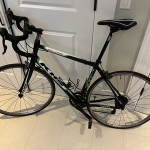 2015 KHS Bicycles Flite 300 Black, Green, and White