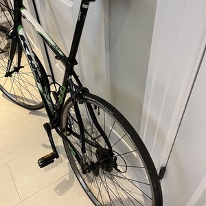 2015 KHS Bicycles Flite 300 Black, Green, and White