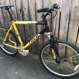 2001 Trek 4300 Black and Yellow or Gold