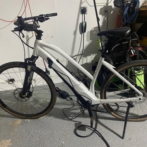 2019 Specialized Vado White