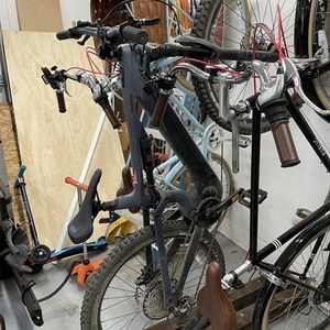 2021 Canyon bicycles Spectral:on 7.0 Silver, gray or bare metal