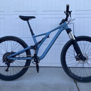 2018 Specialized Stumpjumper Blue