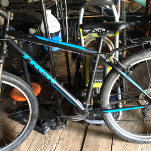 Trek 820 Black