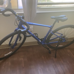 2022 Giant Giant Revolt Blue