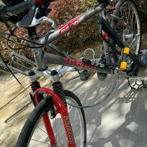 Trek 6000 Silver, gray or bare metal
