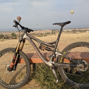 2016 Pivot Mach 6 Black