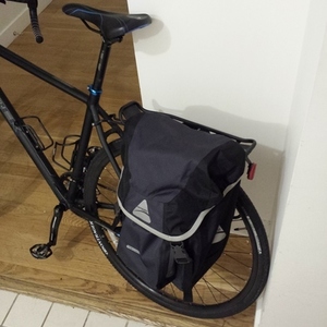 Trek CrossRip Black and Blue