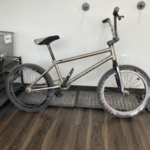 2017 WeThePeople Buck Dillon Lloyd Silver, gray or bare metal