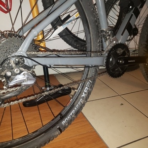 2022 Trek Marlin 7 Silver, gray or bare metal