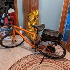 2022 Trek Verve 1 Disc Orange