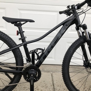 2020 Trek Xs Black