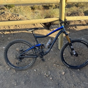 2020 Giant Trance Blue