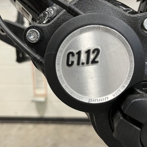 2021 Priority Bicycles 600 Black