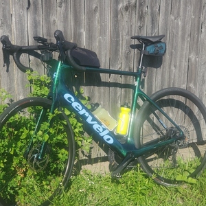 2022 Cervélo Caledonia Green