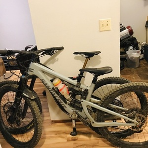 2019 Santa Cruz Bronson c27+kit Silver, gray or bare metal