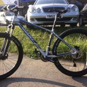 2014 Giant Talon 27.5 1 Silver, gray or bare metal and Blue
