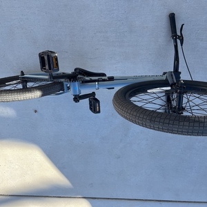 2022 SE Bikes Wildman Silver, gray or bare metal, Black, and Stickers tape or other cover-up
