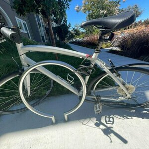 Specialized Globe Vienna 1 White