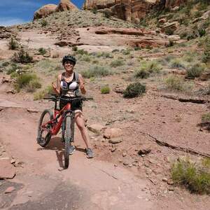 2017 Specialized Camber Red