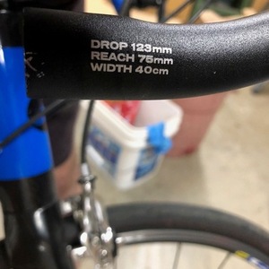 2009 Giant Defy Advanced 3 (Triple Chainring) Blue, Black, and Silver, gray or bare metal