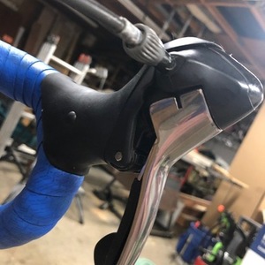 2009 Giant Defy Advanced 3 (Triple Chainring) Blue, Black, and Silver, gray or bare metal