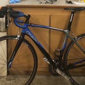 2009 Giant Defy Advanced 3 (Triple Chainring)
