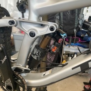 2018 Trek Fuel ex8 Silver, gray or bare metal