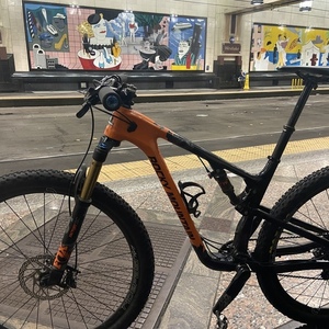 2017 Rocky Mountain Bicycles Element Carbon 90 Orange and Black