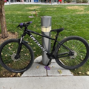 2021 Specialized RockHopper Black