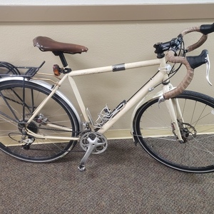2009 Raleigh Sojourn White