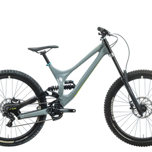 2019 Specialized Demo Silver, gray or bare metal