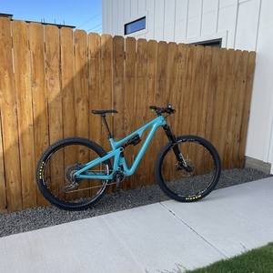 2021 Yeti SB130 Lunch Ride Teal