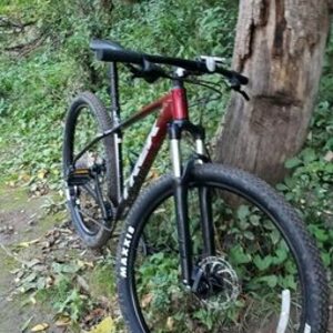 2022 Trek MARLIN 6 Red and Black