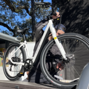 Aventón Pace 350 White