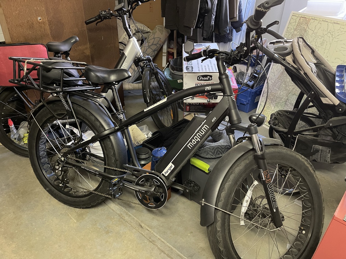 2022 Magnum Bikes HCI6KA0347, Ranger