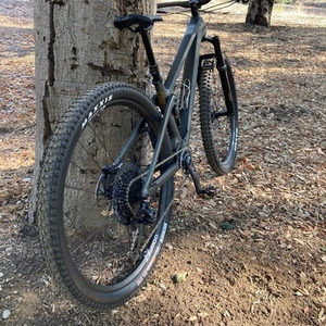 2022 Transition Bikes Spur Black