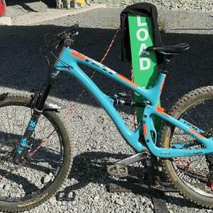 2018 Yeti SB6 Blue