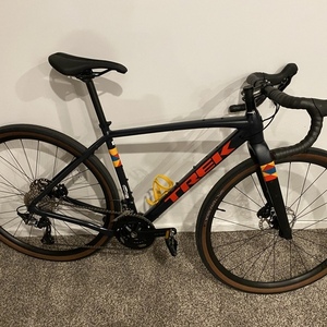 2022 Trek Checkpoint Blue